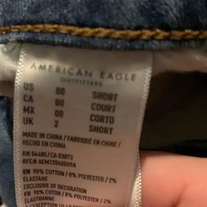 Size 00 American eagle ripped skinny jeans used